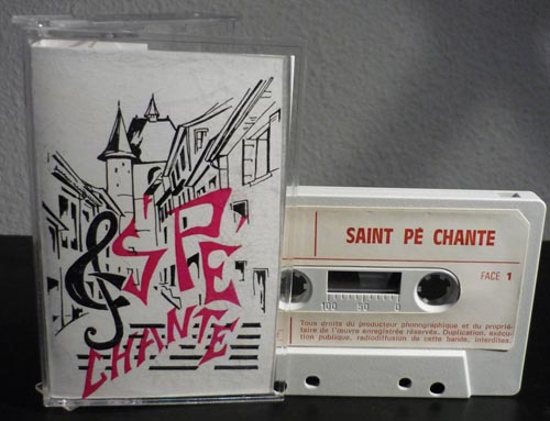 Vue général de la deuxième cassette de Saint Pé Chante